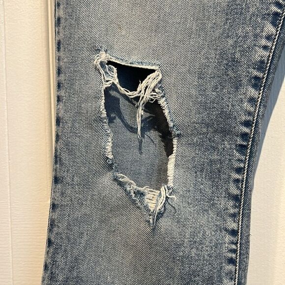 United Colors of Benetton Light Wash Distressed High Low Hem‎ Jeans Size 29 - Picture 6 of 15